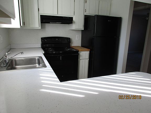 3rd image of 23710 Denton St APT 6