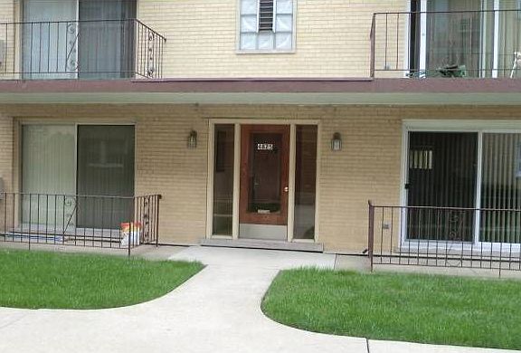 2nd image of 4825 N Central Ave