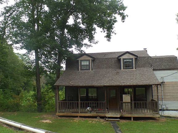 2nd image of 140 Van Buren Ln