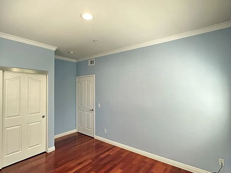 120 De Anza St #202 — Photo 12