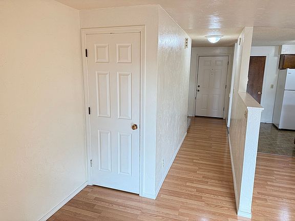 5th image of 454 S 42nd St
