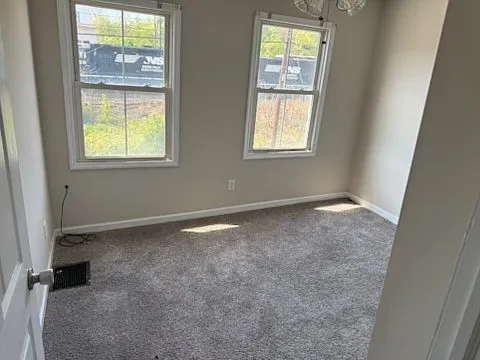 249 Broad St — Photo 5