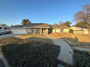 2594 W Verde Ave, Caruthers, CA 93609