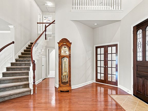 4th image of 1406 Lennox Way