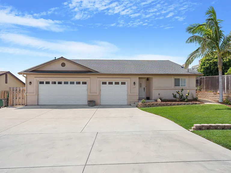 204 Brunos Ct — Photo 1
