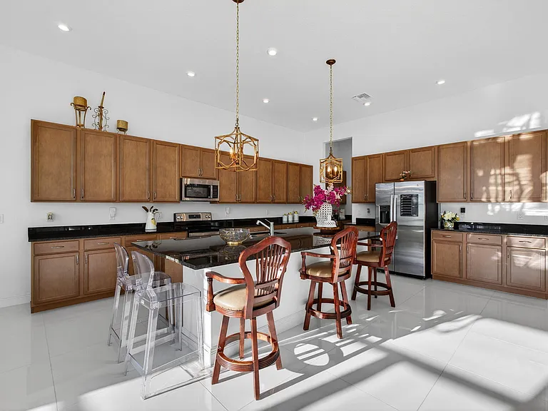 11460 SW Pietra Way — Photo 17