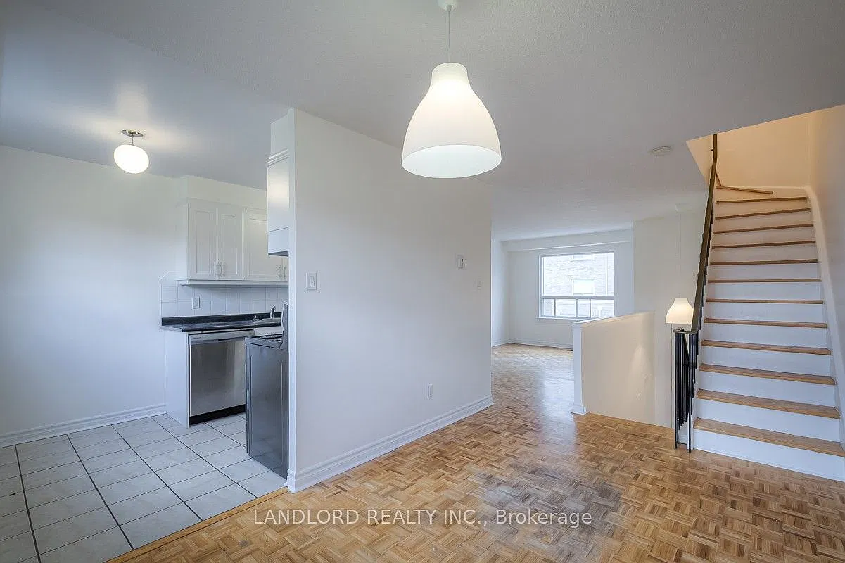 3 bed, $2,850 — Photo 4