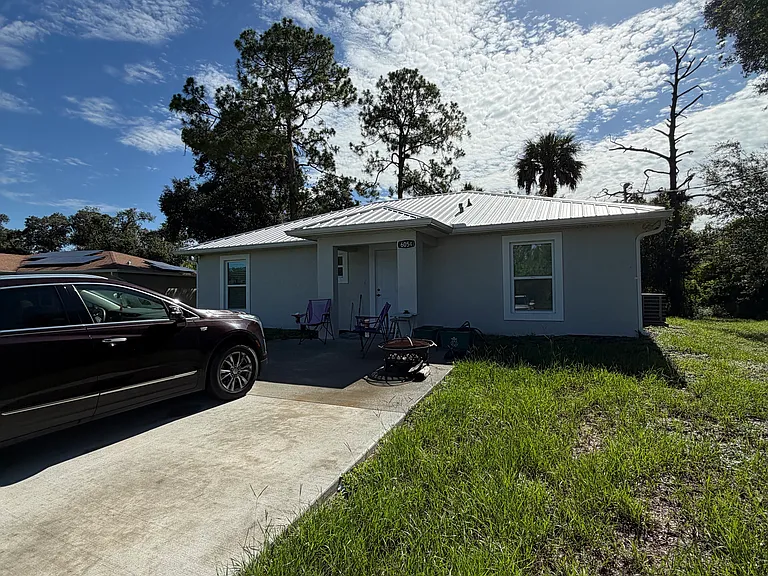 6054 N Moss Cir — Photo 5