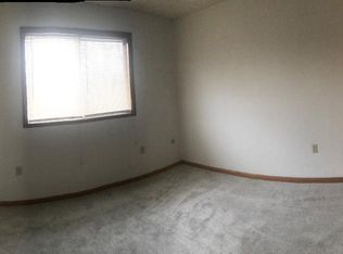 412 W Funderburg Rd, Fairborn, OH 45324