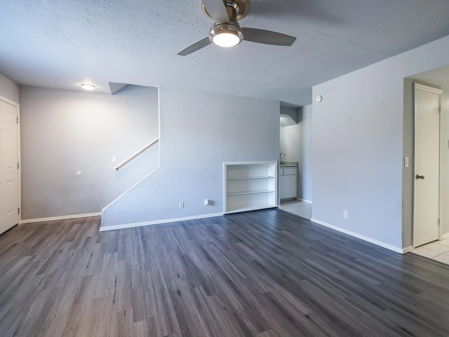 2 bed, 1.5 bath, 1280 sqft, $1,075 — Photo 4