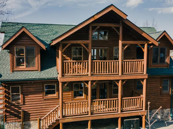 1411 Eagle Cloud Way, Sevierville, TN 37862