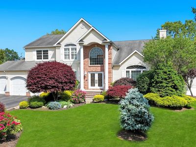 25 Yellow Top Lane, Smithtown, NY, 11787