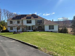 32 Pearce Drive, Highland Mills, NY