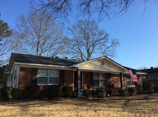 2060 Oakhurst Dr, Grenada, MS 38901