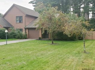 23 Queen Ann Ct, Queensbury, NY 12804