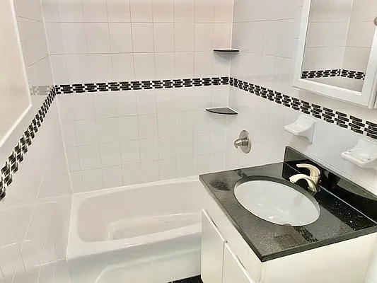 Rented by Highline Residential | media 16