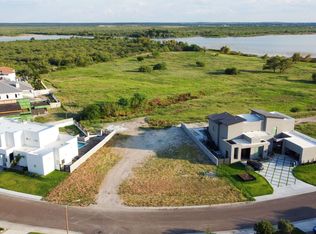 111 Jog Falls Rd, Laredo, TX 78041