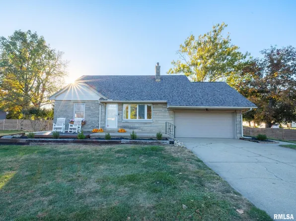 431 Arnold Rd, East Peoria, IL 61611