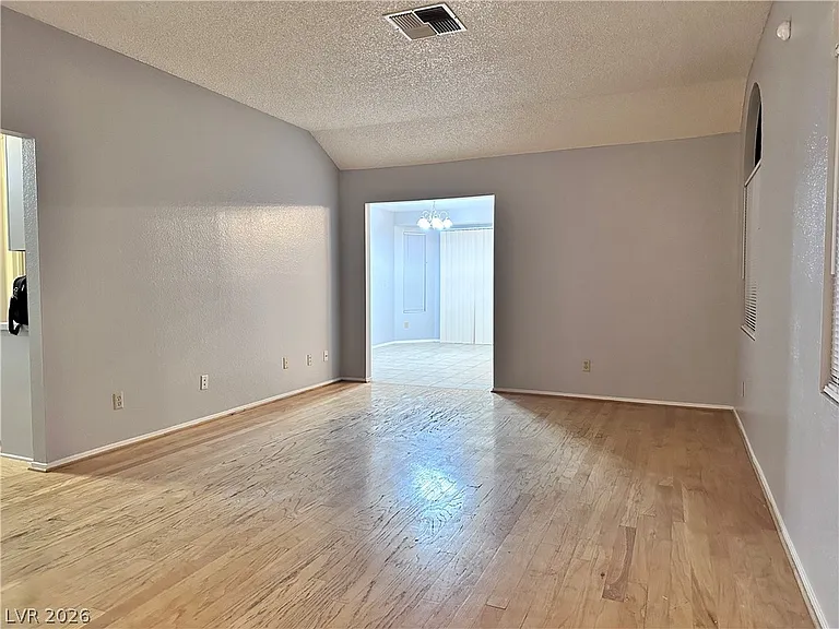 8413 Dunphy Ct — Photo 4