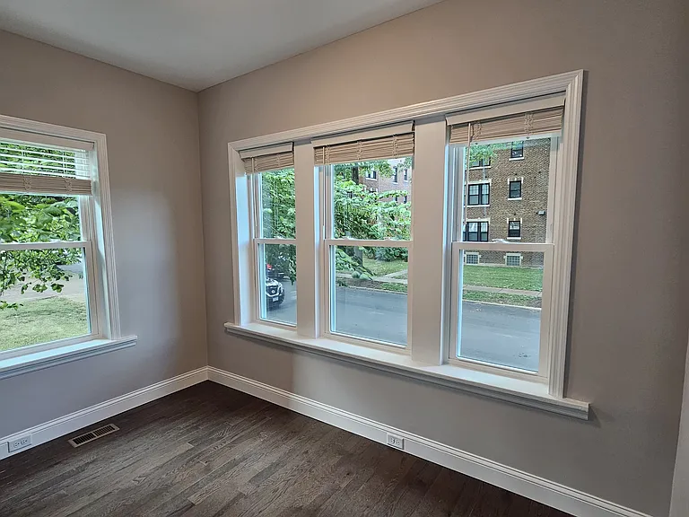 6250 Clemens Ave #1W — Photo 22