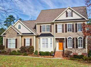 208 Neuse Ridge Dr, Clayton, NC 27527