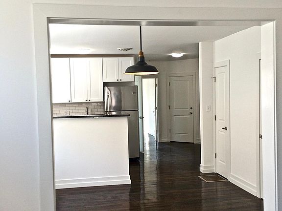 4th image of 7306 Gayola Pl APT 2E