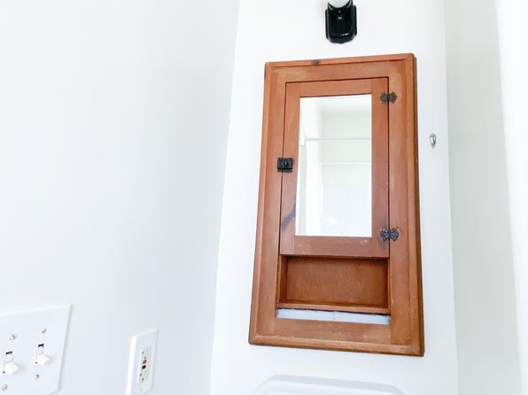 3804 N Haight Ave #3