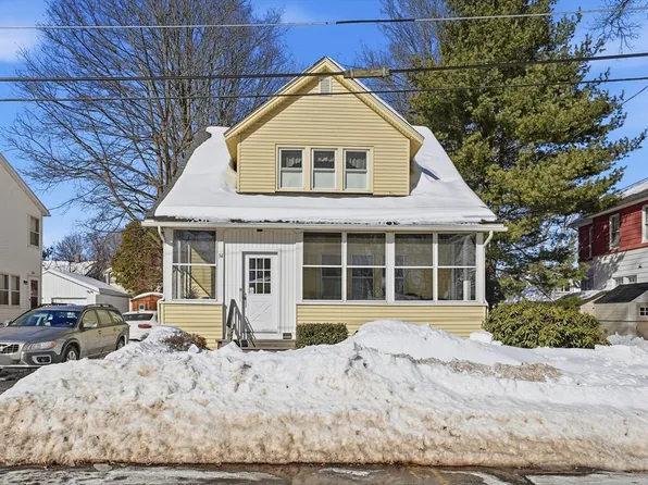 34 Worthy Ave, West Springfield, MA 01089
