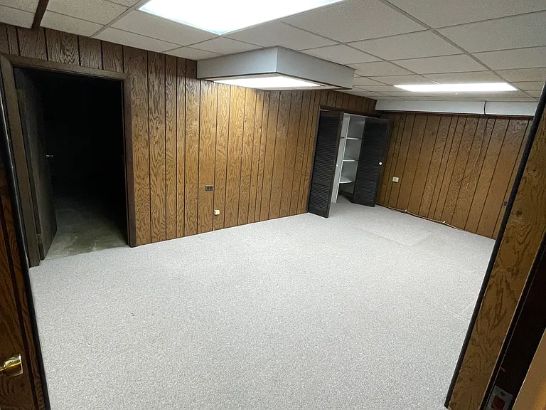 1119 Deerfield Rd — Photo 31