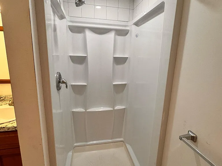 80 Pearl St #1B — Photo 8