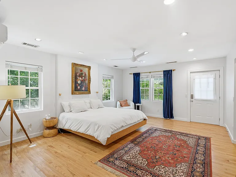 1429 El Campo Dr — Photo 17