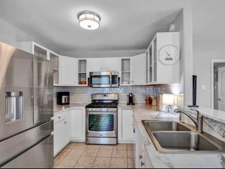 11219 Tall Timbers Dr #2 — Photo 2