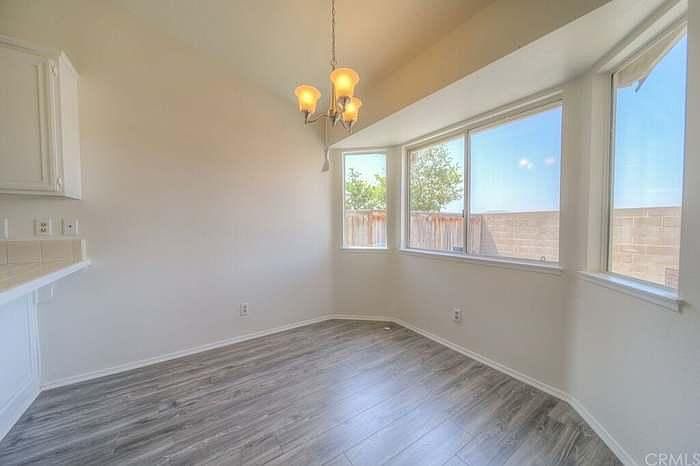 1st image of 2750 Cypress St