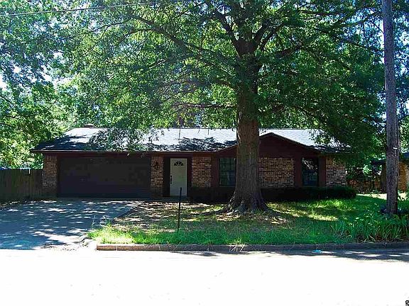 2nd image of 109 Parkland St
