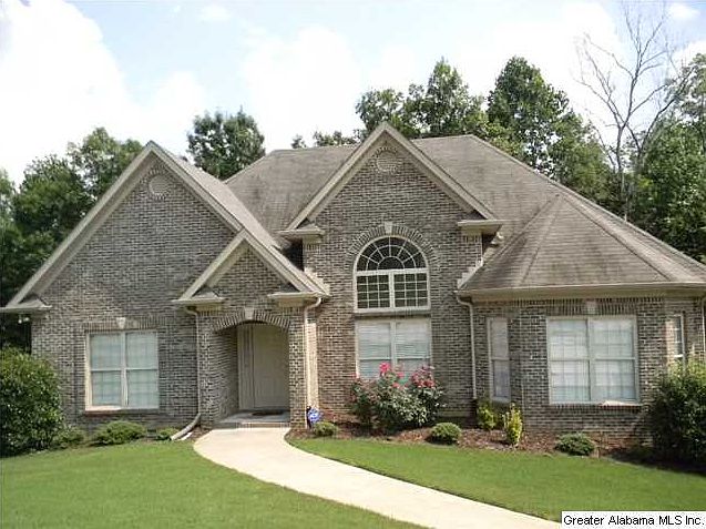1st image of 880 Crestview Pl