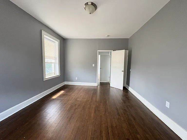 691 Elizabeth Ave #60 — Photo 3