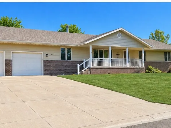 507 Novak St, Ellsworth, KS 67439