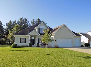 1488 Crystalline Dr SE, Caledonia, MI 49316