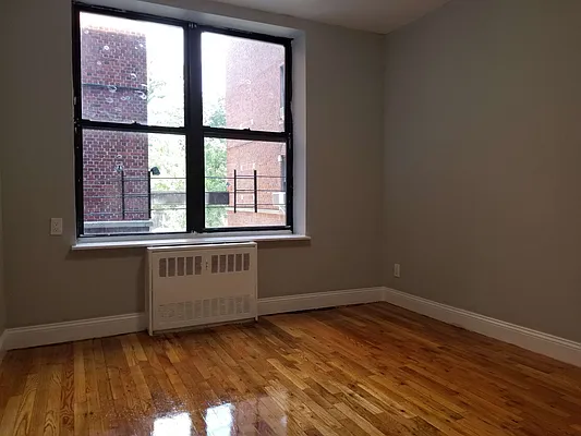 Rented by Bruma Realty LLC | media 10