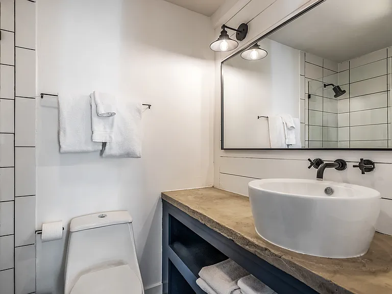 Bathroom 3