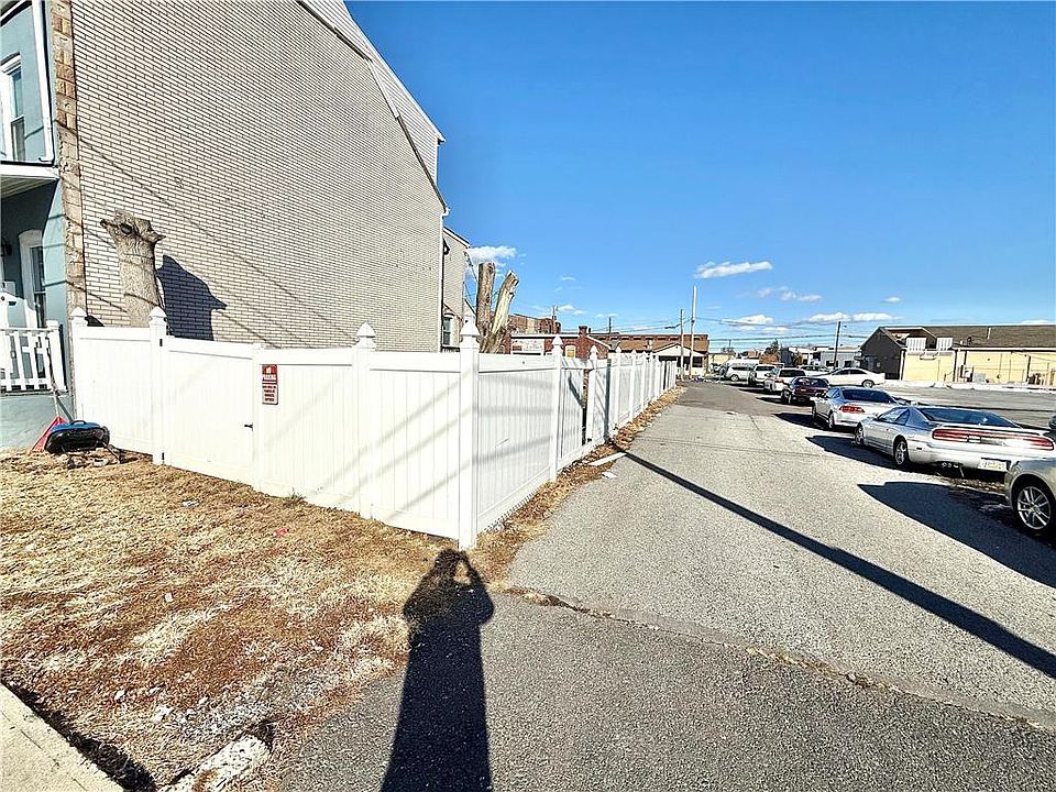 2nd image of 417 N Fulton St