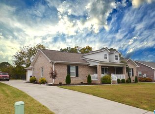 134 Suzanell Ln, Oxford, AL 36203