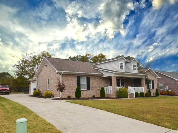 134 Suzanell Ln, Oxford, AL 36203