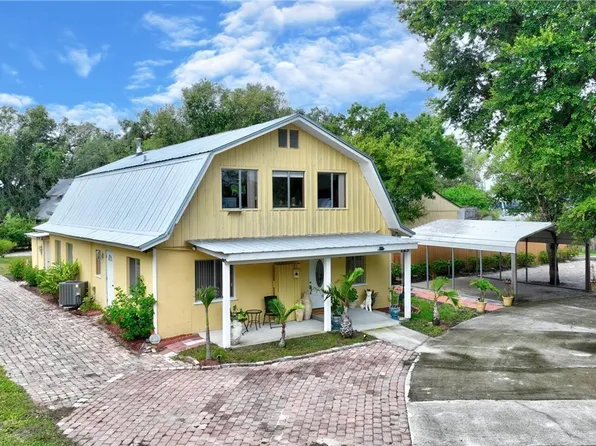 123 Riverbend Dr, Labelle, FL 33935