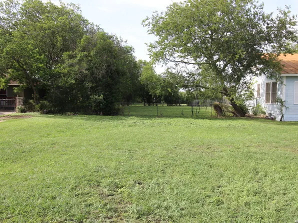 555 MENEFEE BLVD LOT 72, San Antonio, TX 78207