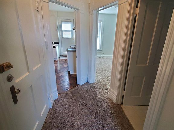 3rd image of 404 E 1st Ave APT 1