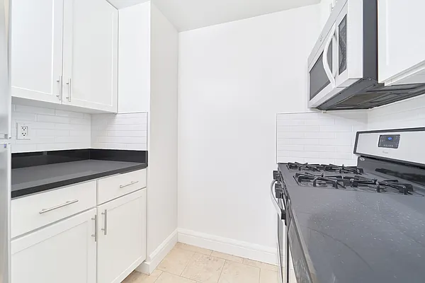 Rented by Living New York | media 4