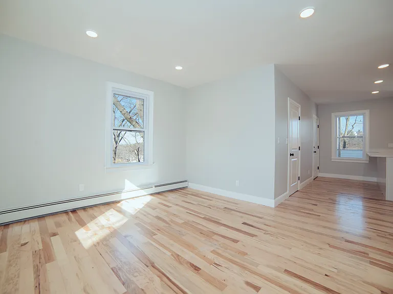 Duffley Ct — Photo 15