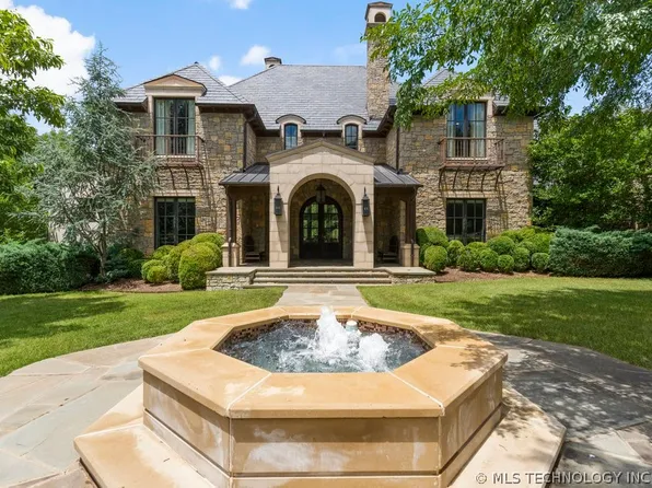 19433 E Clear Brook Rd, Owasso, OK 74055