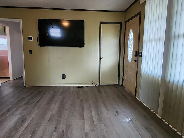 1048 Patterson Cir — Photo 6